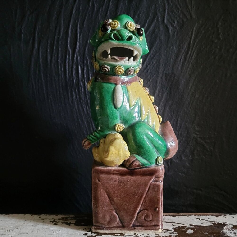 Vtg Chinese Fu Foo Dog Lions Temple Guardian Shishi, Vtg Chinoiserie 8.25"